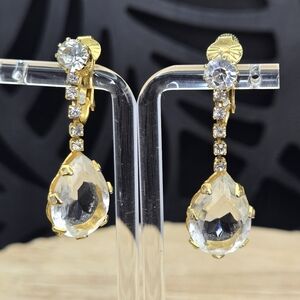 Vendome Vintage Gold Tone Pear Glass Crystal Clip Drop Earrings
